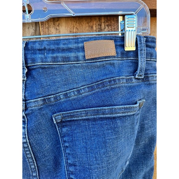 Judy Blue Medium Wash Skinny Jeans Size 9 – Stretchy, Bootie-Friendly, Wardrobe - Picture 3 of 6